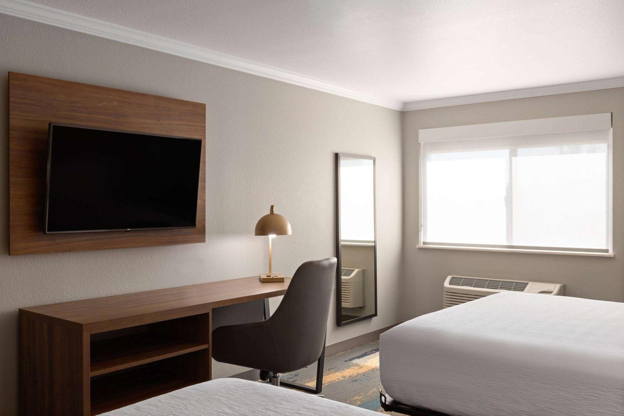 La Quinta Inn & Suites By Wyndham Yakima Downtown Exteriér fotografie