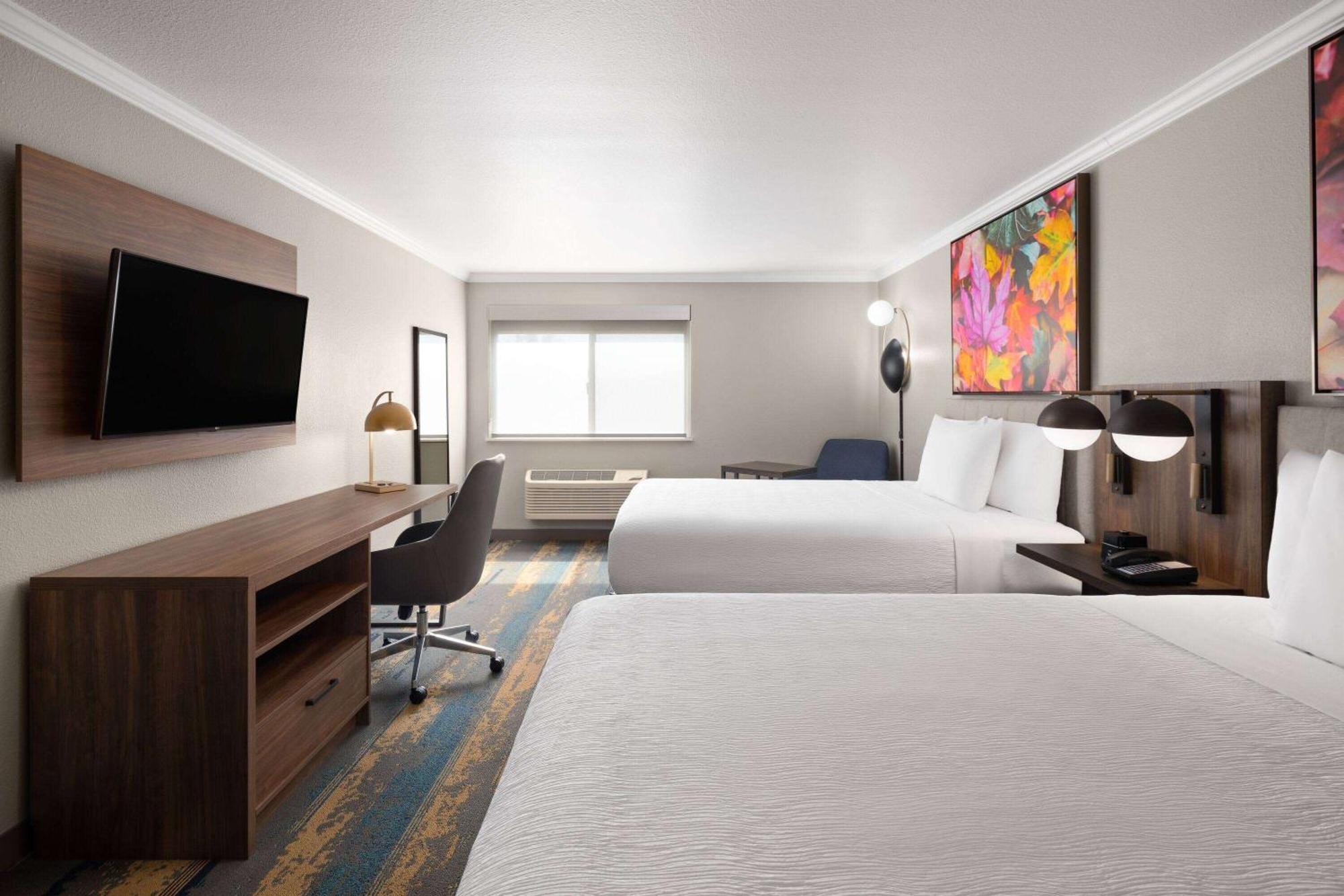 La Quinta Inn & Suites By Wyndham Yakima Downtown Exteriér fotografie